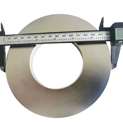 Magneti giganti